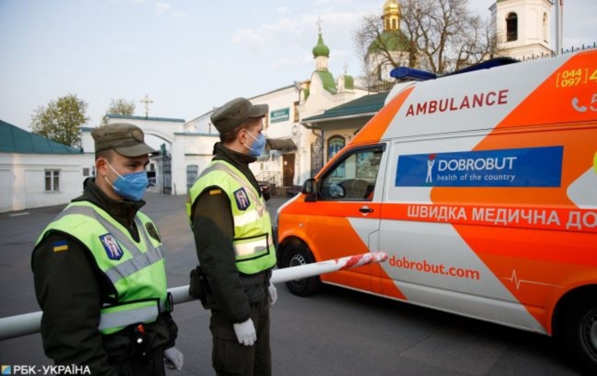 Украина пережила пик коронавируса в начале апреля – врач-иммунолог