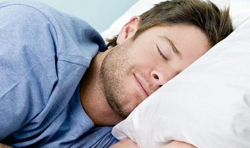 На каком боку необходимо спать: немаловажный совет доктора