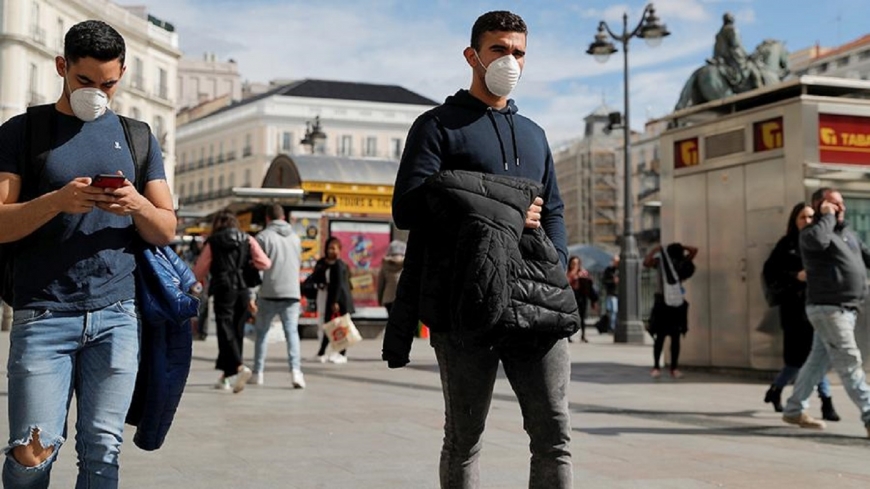 На заметку украинцам: как правильно носить маску и перчатки
