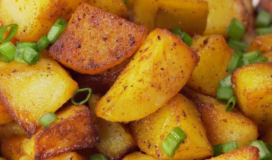 С чем нельзя есть жареную картошку: ответ врачей