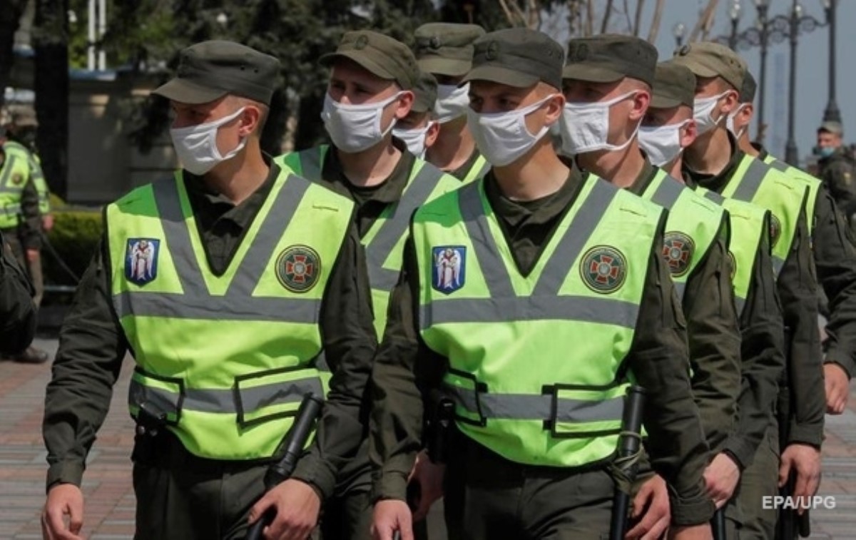 Правоохранители усилили меры безопасности в центре Киева