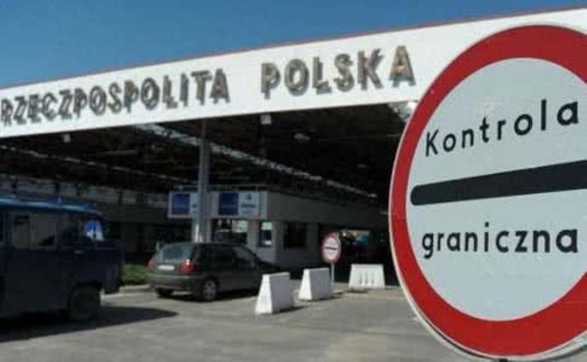 Польша продлила контроль на границах