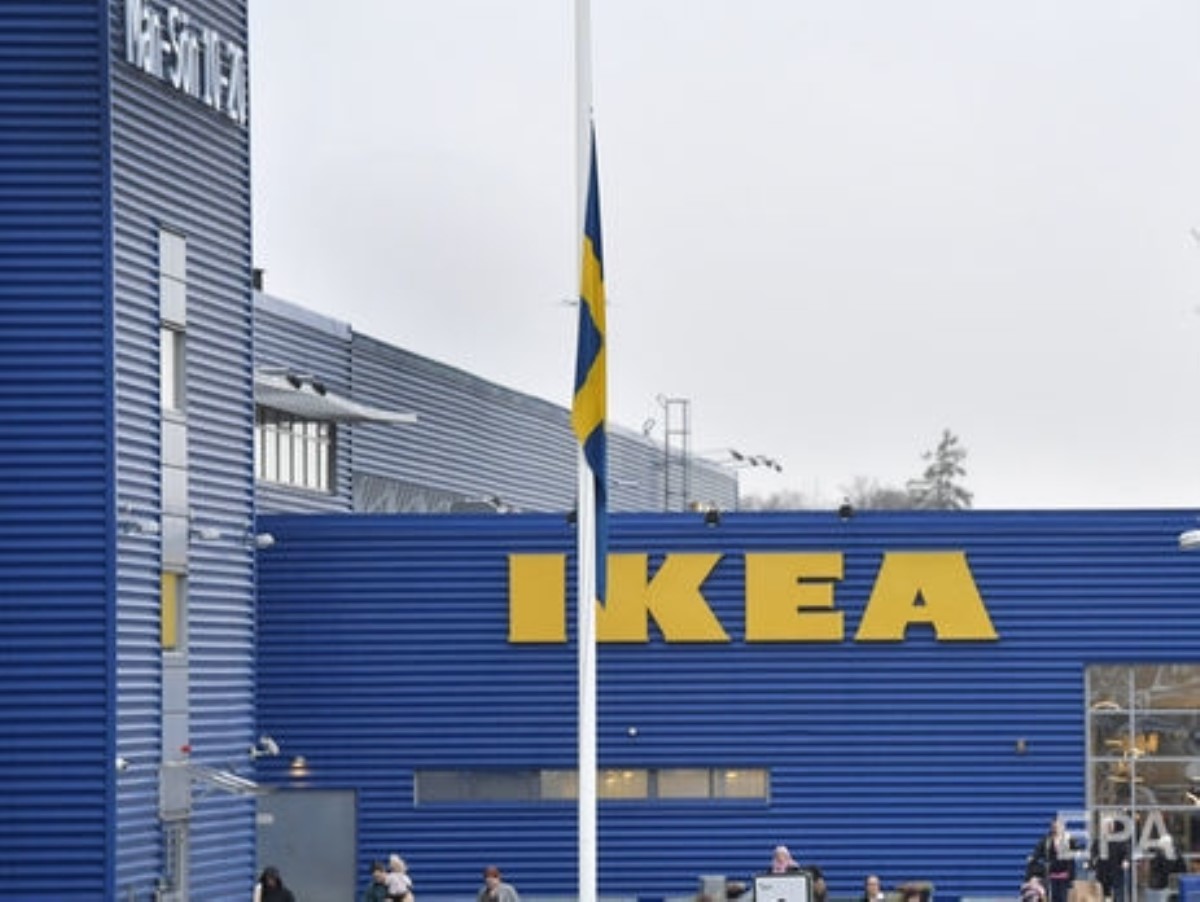 IKEA начала продажи в Украине