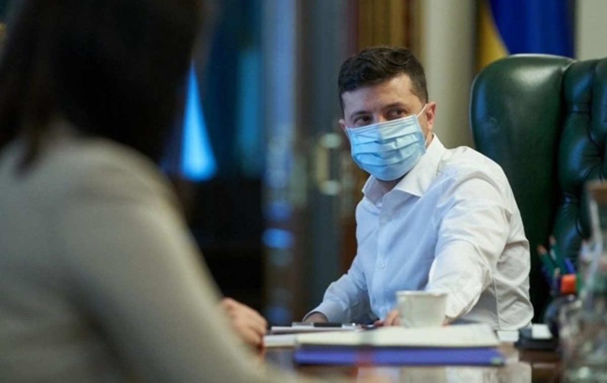 Украинцы дали оценку году президентства Зеленского