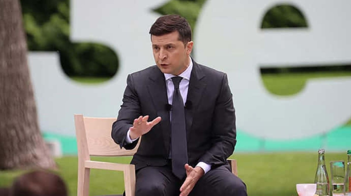 Зеленский прокомментировал первый год своего президентства