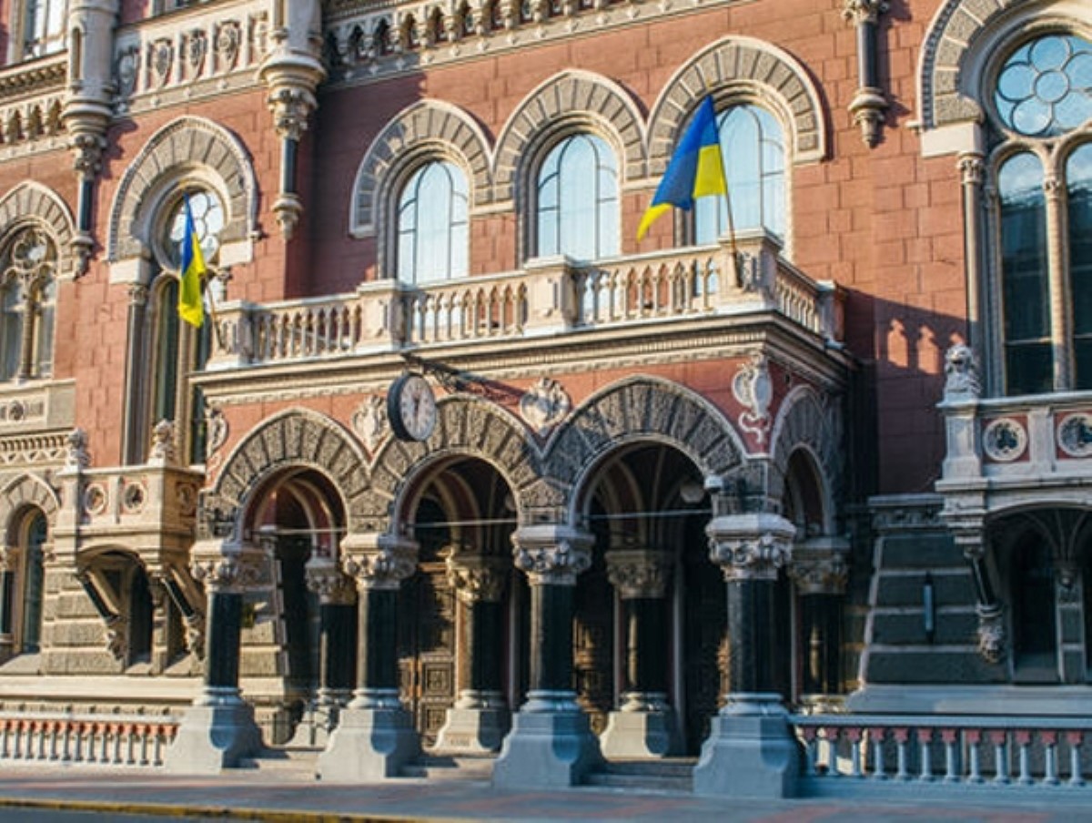 Кредит не дороже 200%: как новые правила НБУ повлияют на украинцев