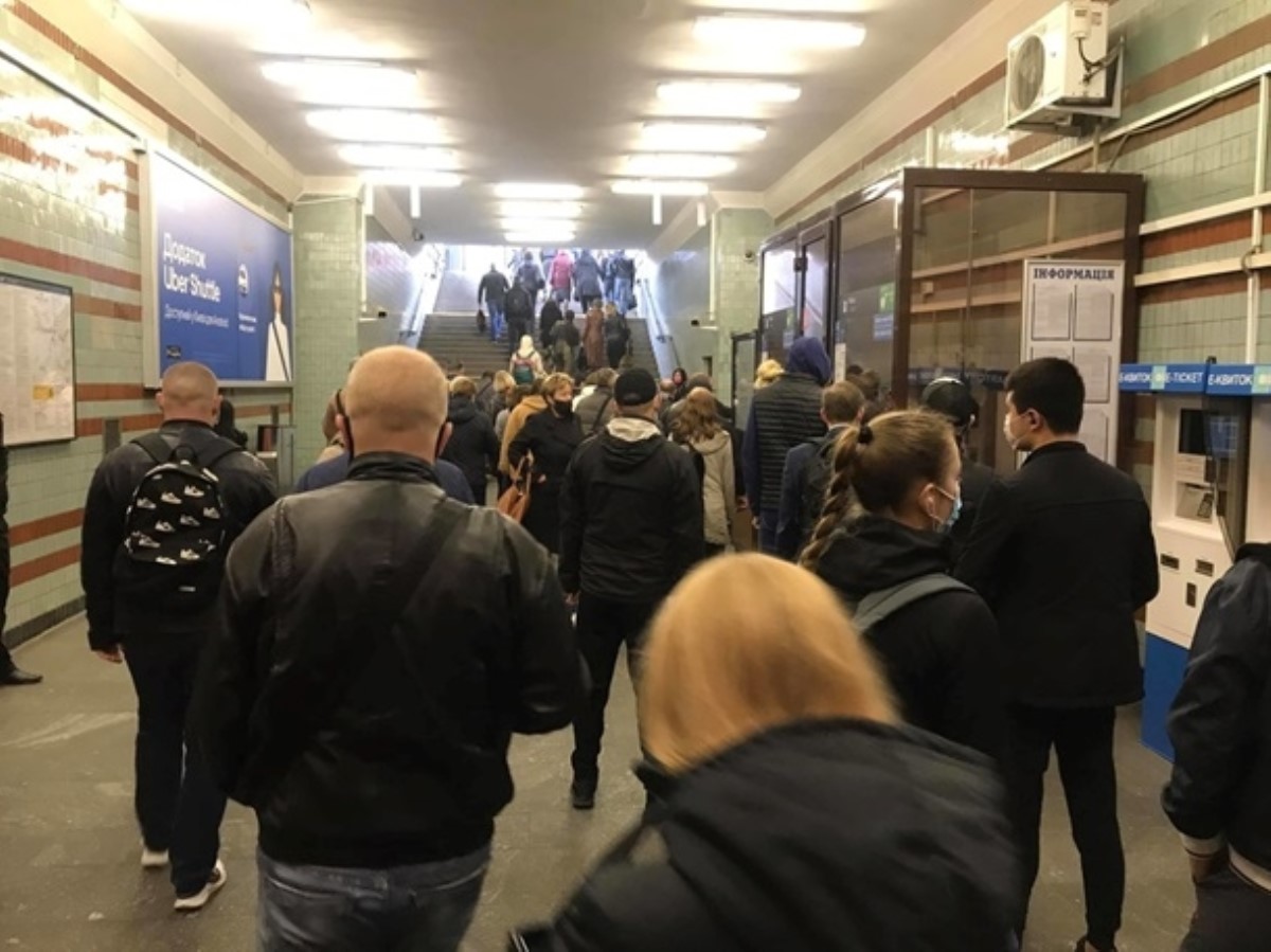 В столичном метро увеличилось число пассажиров. Фото