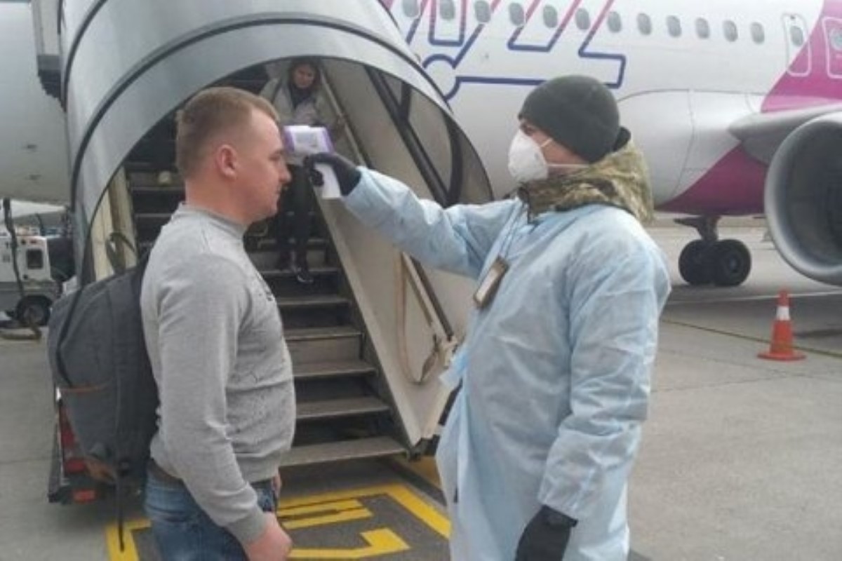 Вернувшихся из-за границы в Украине ждет "сюрприз"