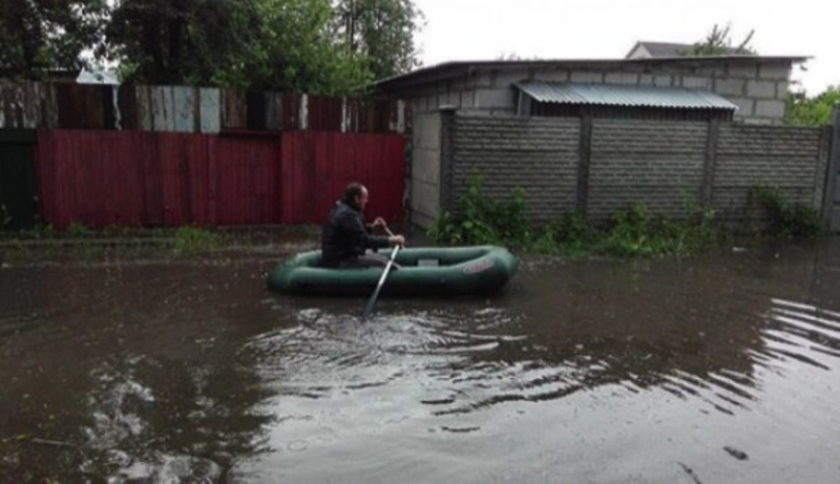 Мощный ливень затопил Харьков. Фото