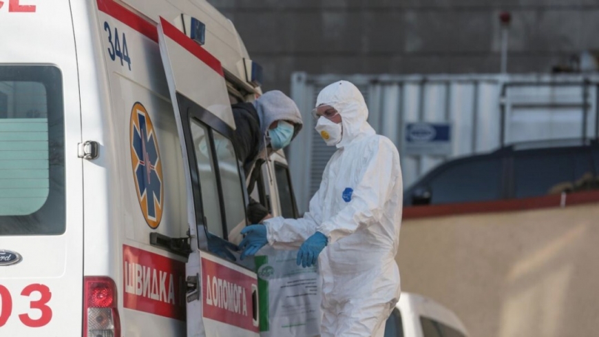 Украинские ученые сместили пик коронавируса в стране