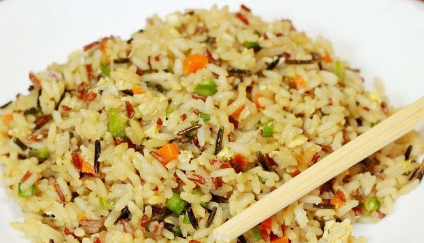 Рис, вкусный  до неприличия: известный шеф-повар раскрыл секретный ингредиент