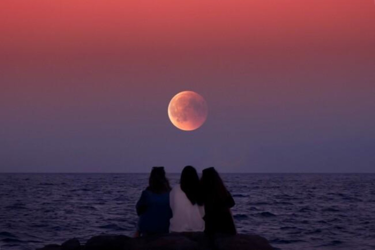 Лунное затмение и полнолуние 5 июня: как правильно себя вести