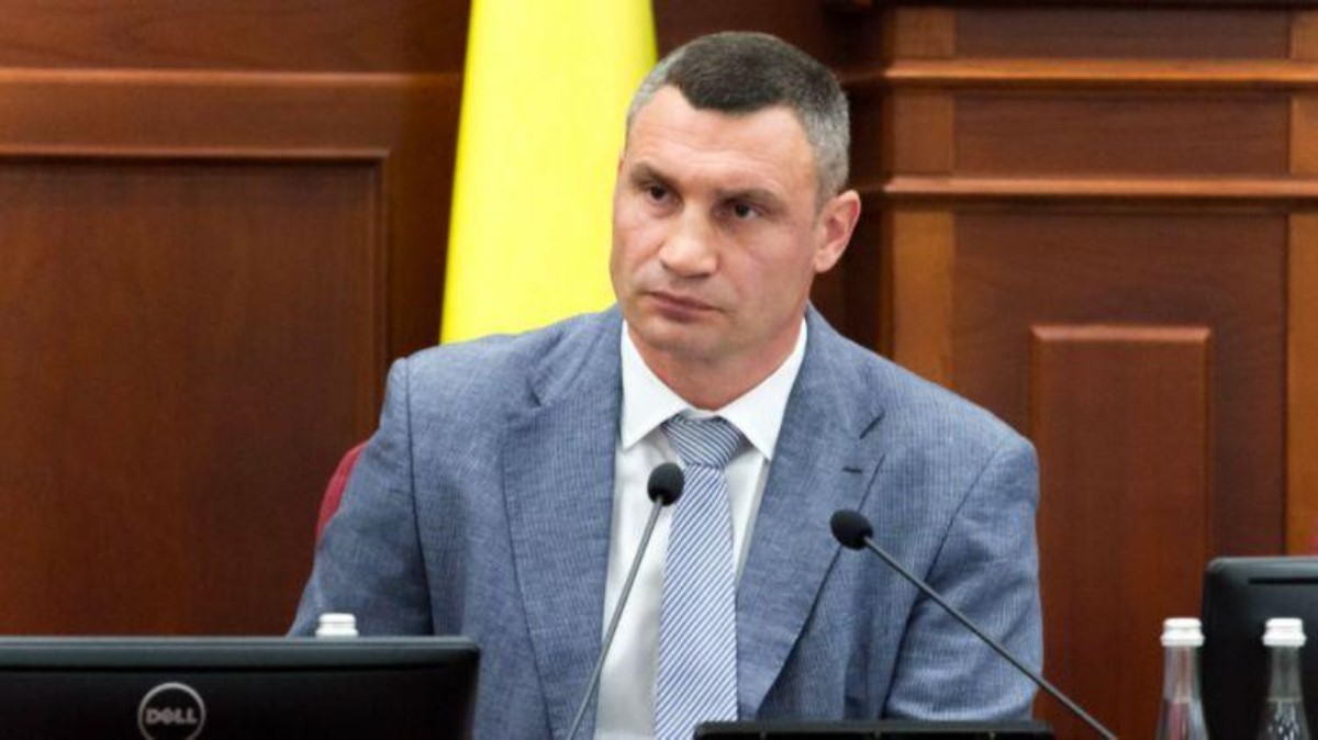 Правительство увеличило оклад мэру Киева