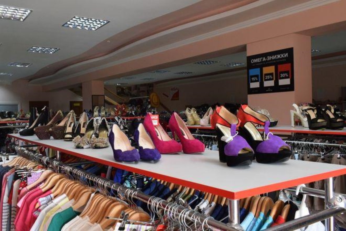 В Украине ожидается массовое открытие стоковых магазинов одежды