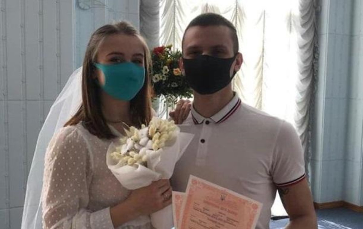Степанов разрешил праздновать свадьбы