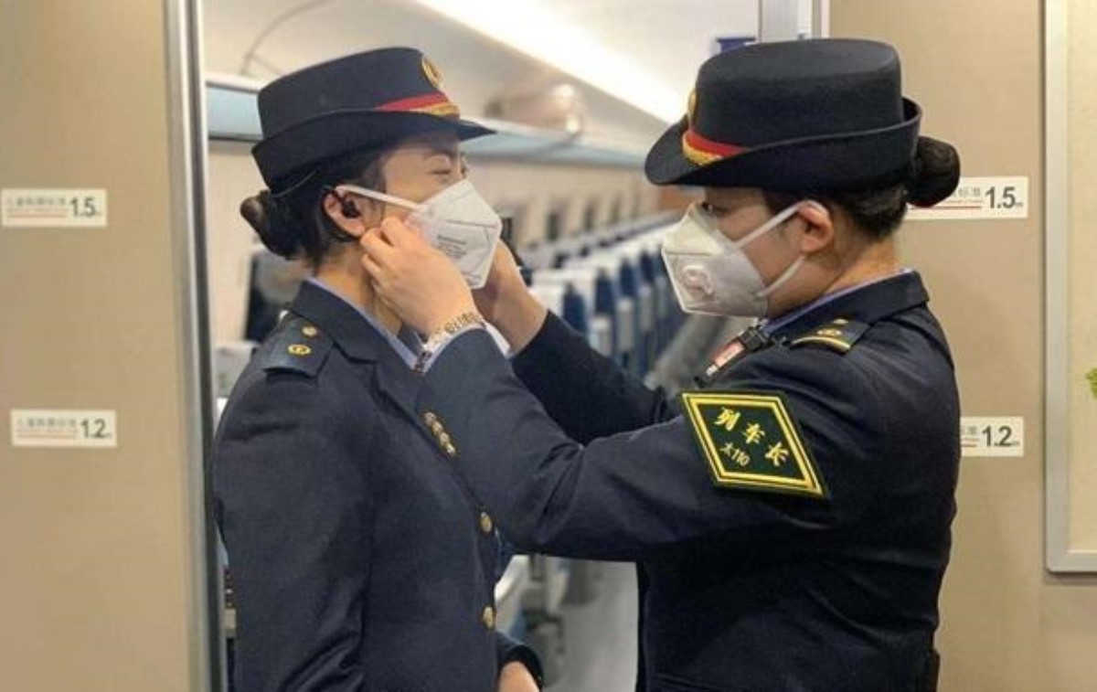 В крупном китайском городе ввели военное положение из-за коронавируса