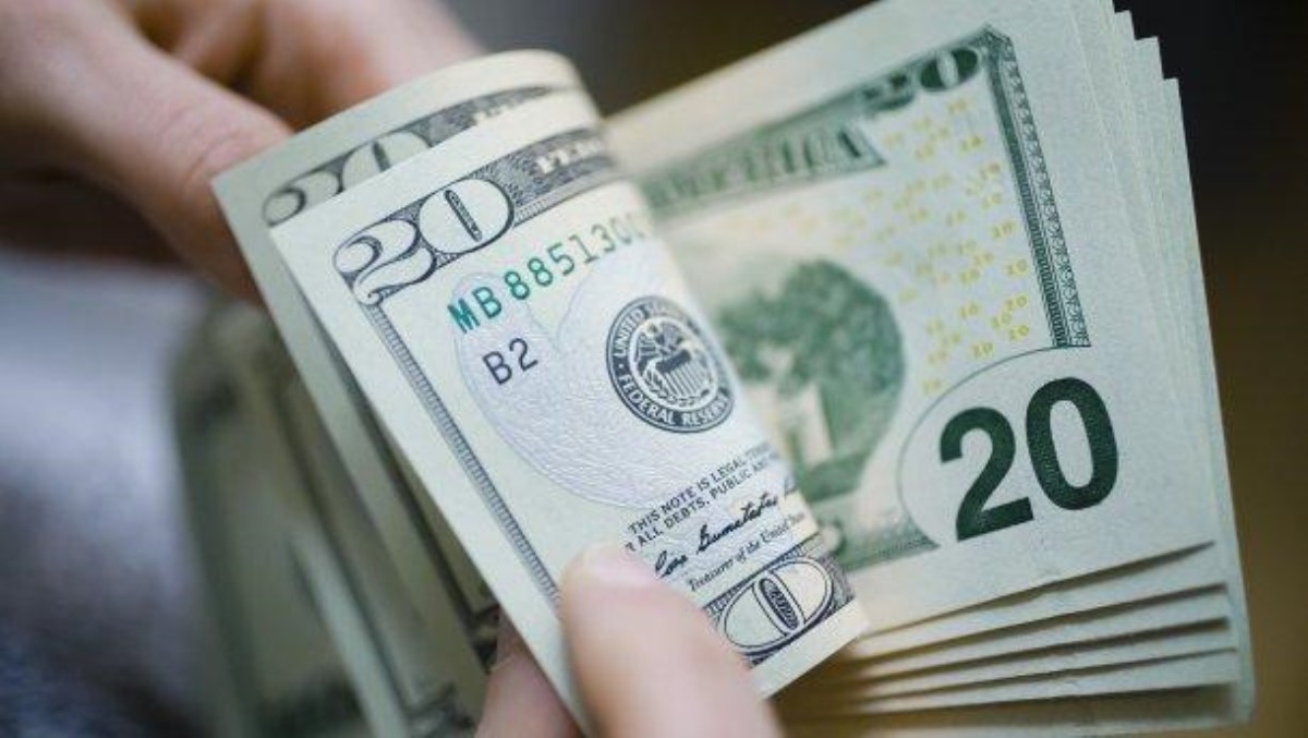 Курс доллара: аналитик рассказал о ситуации на валютном рынке
