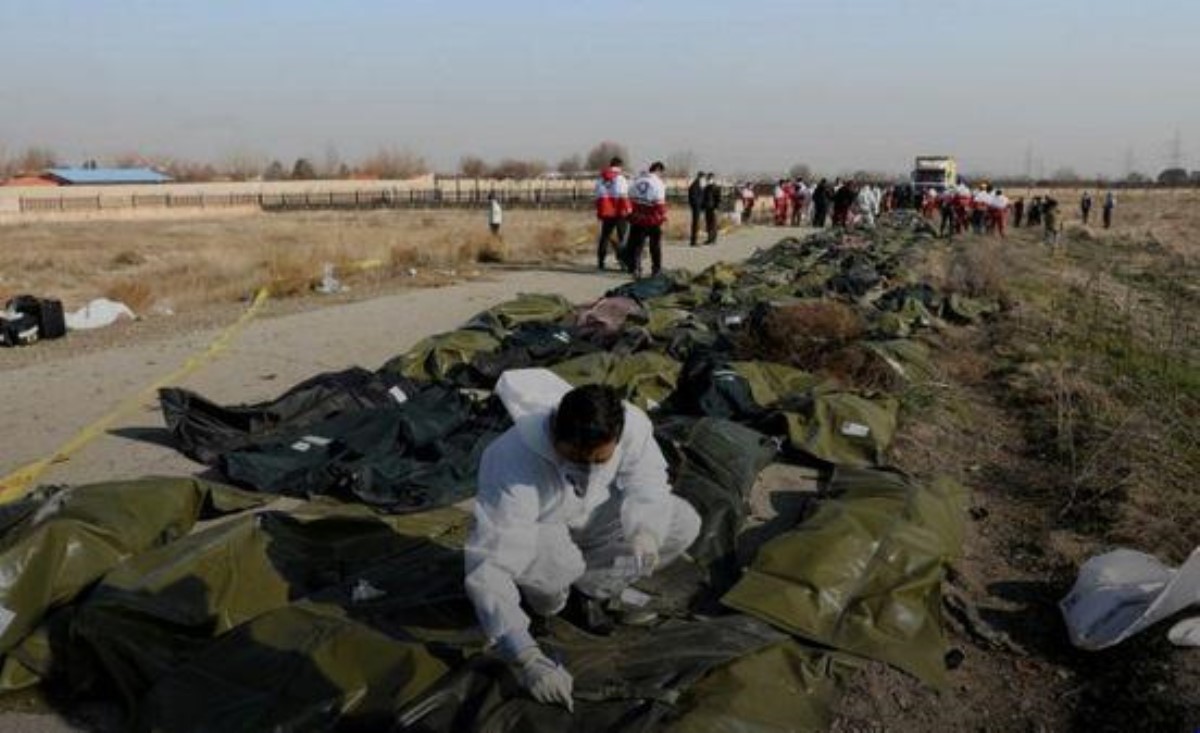 Иран отправит самописцы сбитого самолета МАУ, но не в Украину
