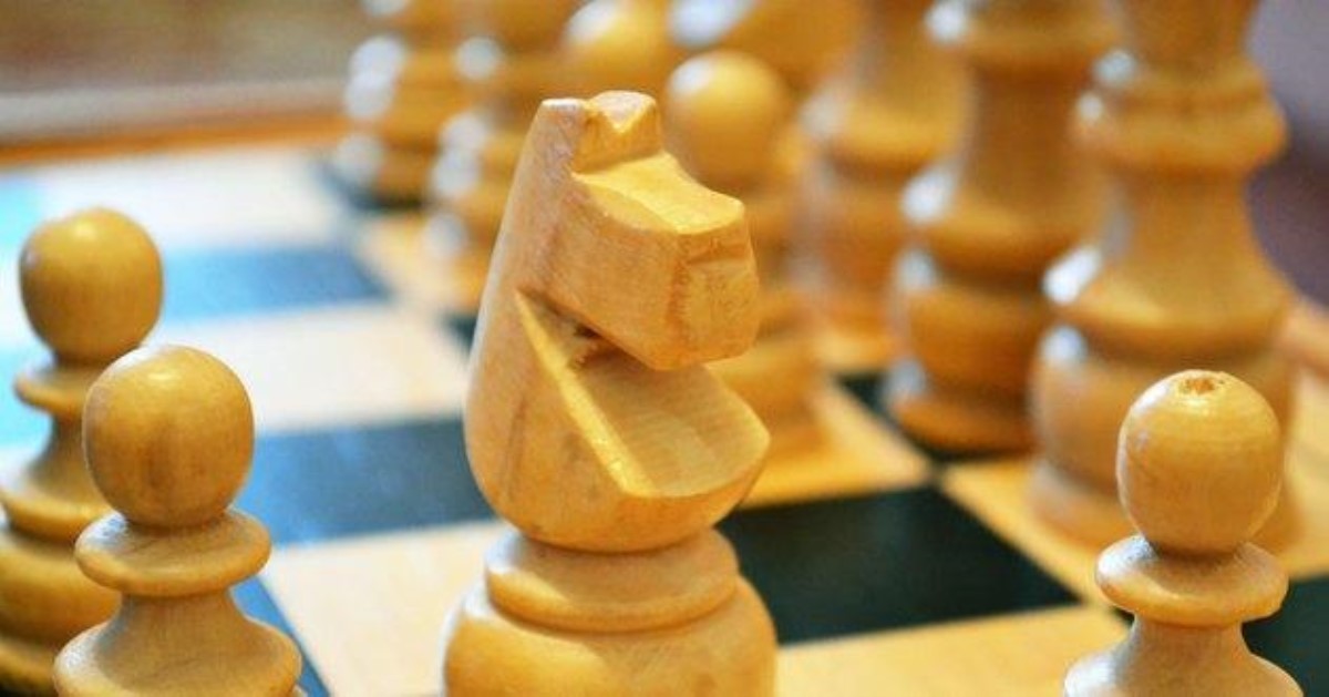Шахматы назвали расистской игрой из-за первого хода белыми