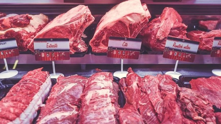 Названы самые опасные вещества, находящиеся в мясе