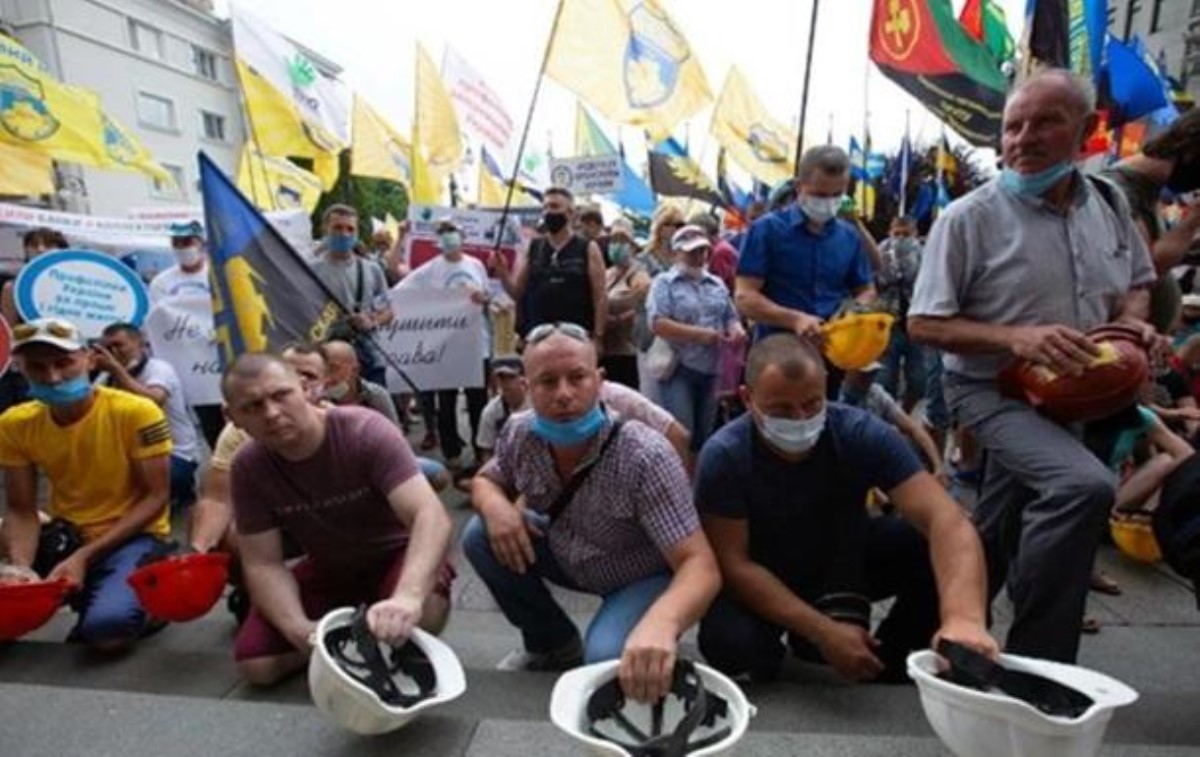 Протесты шахтеров в Киеве: Кабмин выделил деньги