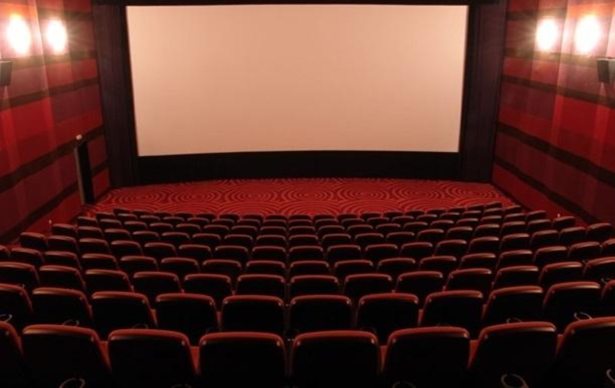 В Украине разрешили открыть кинотеатры
