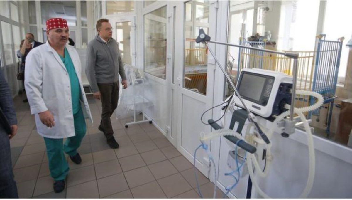 Больницы Львова полностью заполнены: заявление госовета