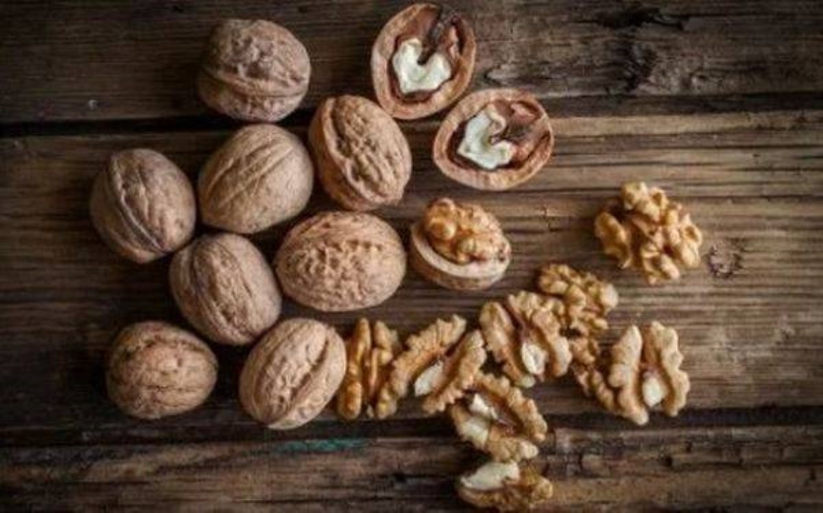Почему стоит включить в рацион грецкие орехи: три причины