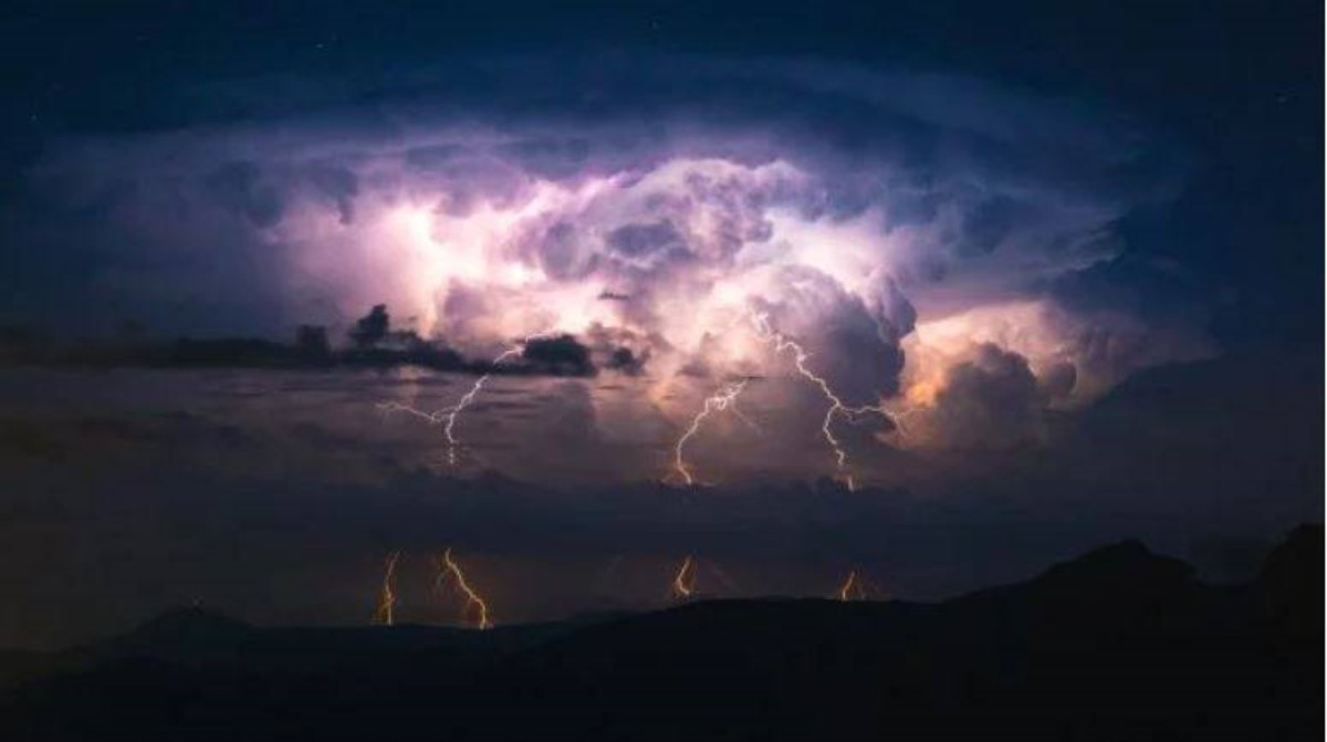 Атмосферный фронт кардинально меняет погоду в Украине 