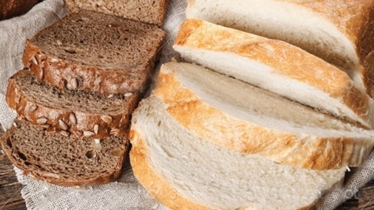 Специалисты объяснили, почему черный хлеб нельзя хранить рядом с белым