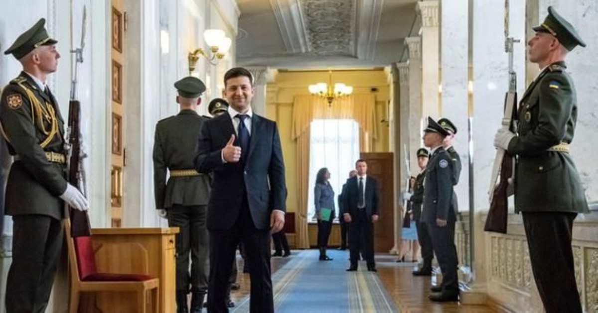 Зеленский проиграл Кучме: что показал опрос украинцев