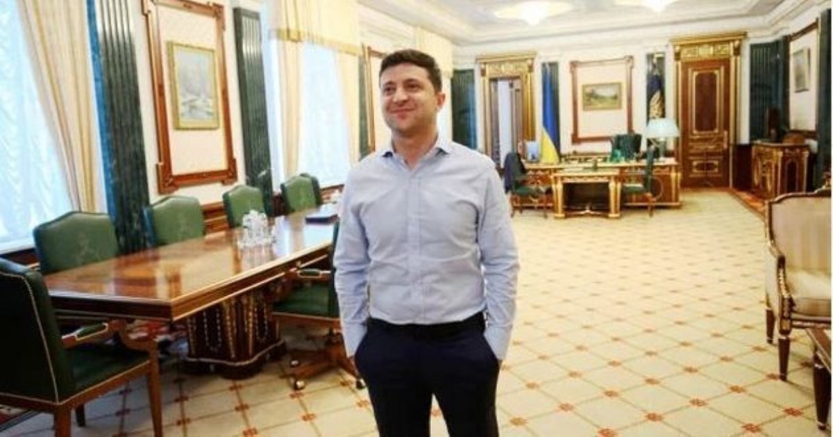 Зеленский пойдет в отставку: известный астролог рассказал о будущем президента