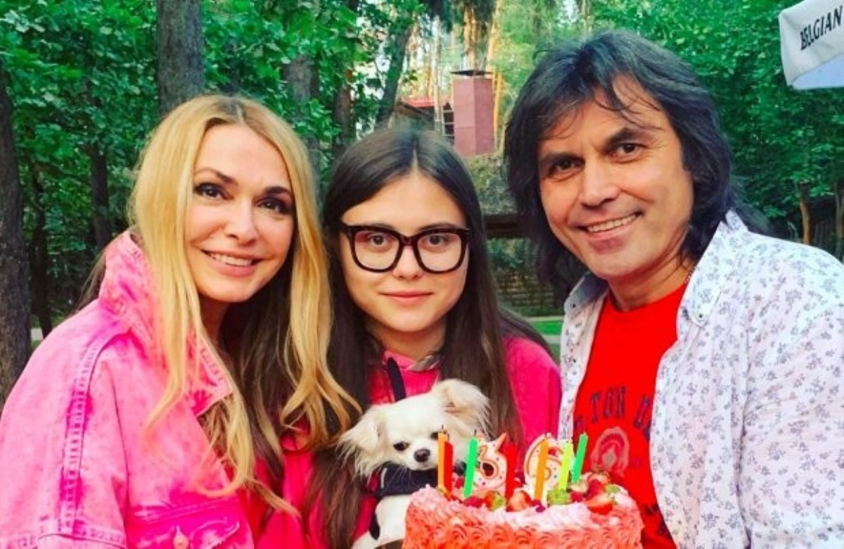 Фанаты в восторге: Ольга Сумская показала красавицу-дочь