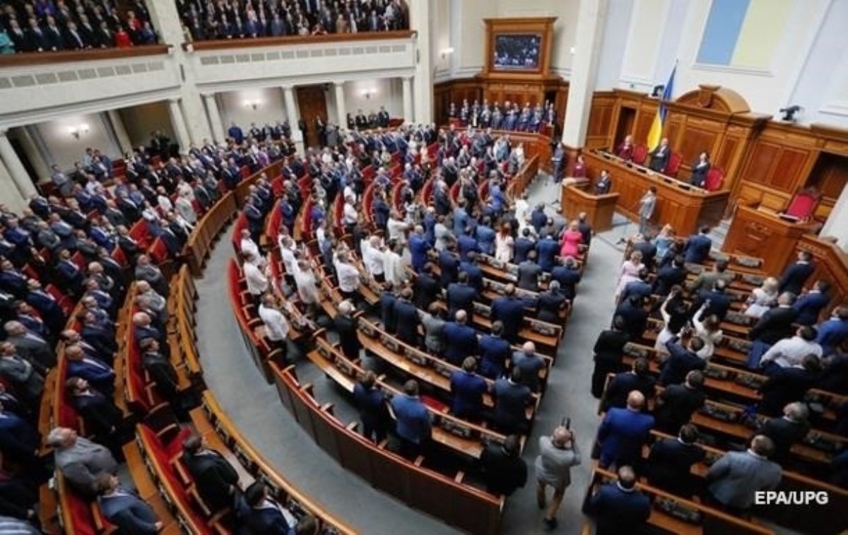Комитет избирателей Украины назвал главных прогульщиков Рады