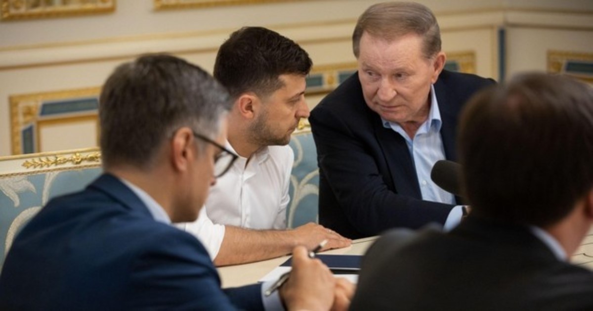 Кучма сложил полномочия председателя украинской делегации в Минске