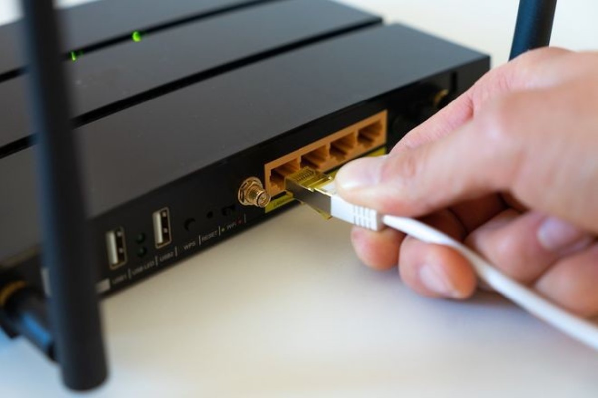 Проводной доступ в интернет: оптоволоконных провайдеров на всех не хватает