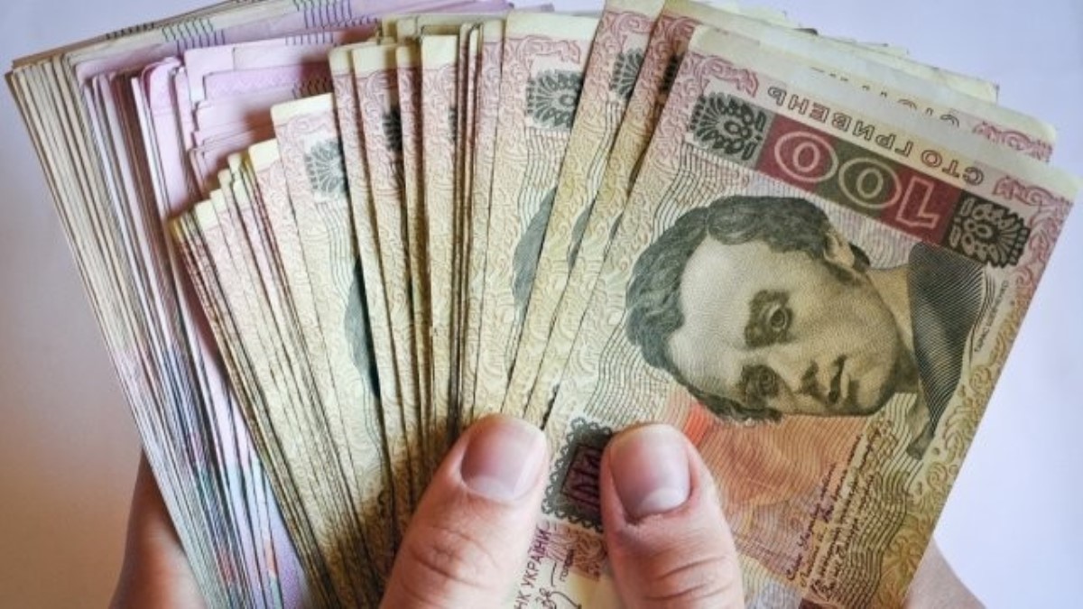В Украине изменили правила социальных выплат: кому придется вернуть деньги государству