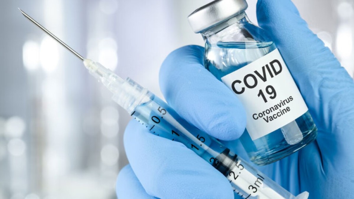 Эффективность 99%: в Китае рассказали об испытаниях вакцины от COVID-19