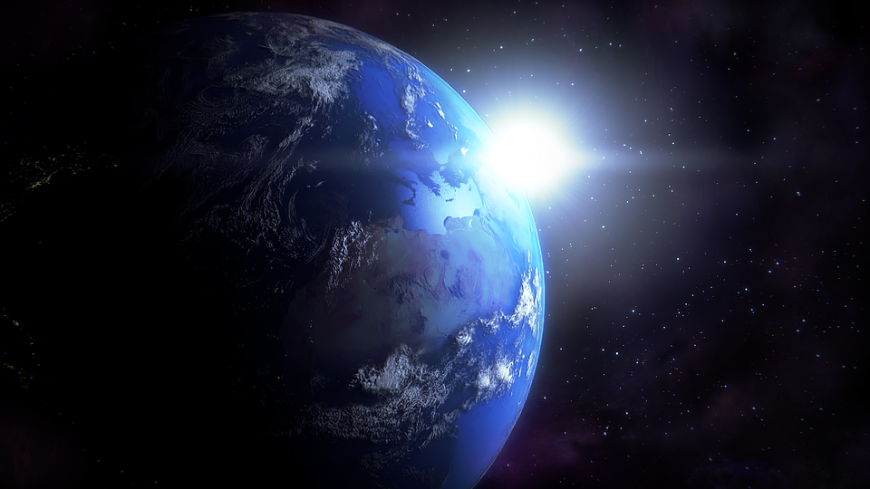 Ученый из JAXA утверждает, что Земля вокруг своей оси не вращается