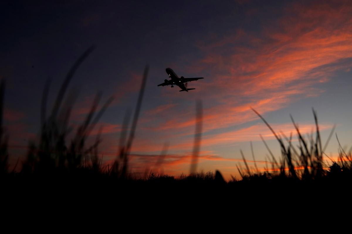 "Самолет не упадет": астролог рассказал, когда смело можно отправляться в поездки