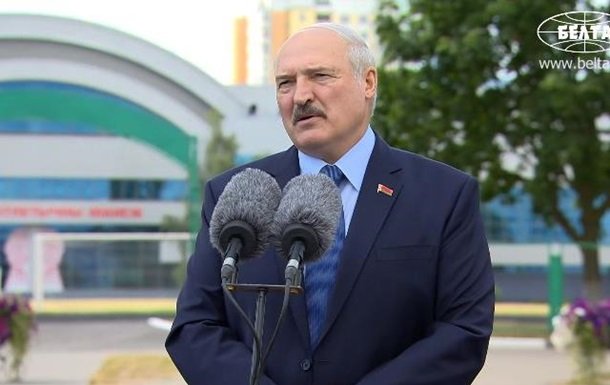 Лукашенко впервые прокомментировал протесты в Беларуси