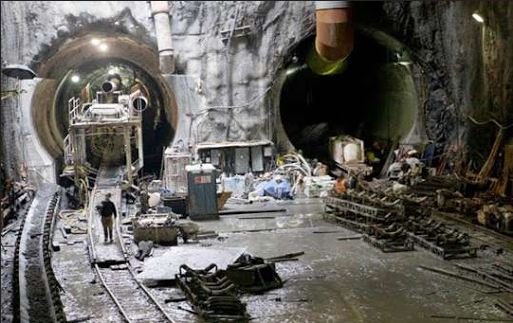 Планшайба на 60 тонн: Кличко показал, как в Киеве роют тоннели метро