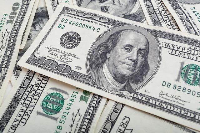 Курс доллара в Украине развернулся на 180 градусов