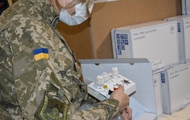 Коронавирус в ВСУ: болеют более 500 военных