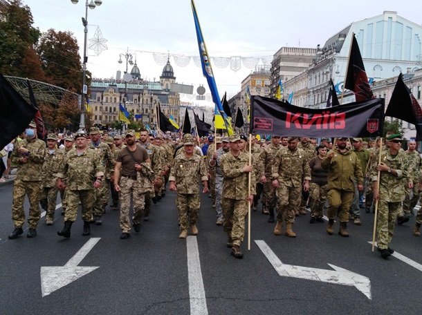 В Киеве состоялся марш защитников