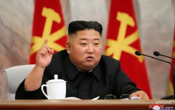 Ким Чен Ын сразу после "комы" собрал политбюро