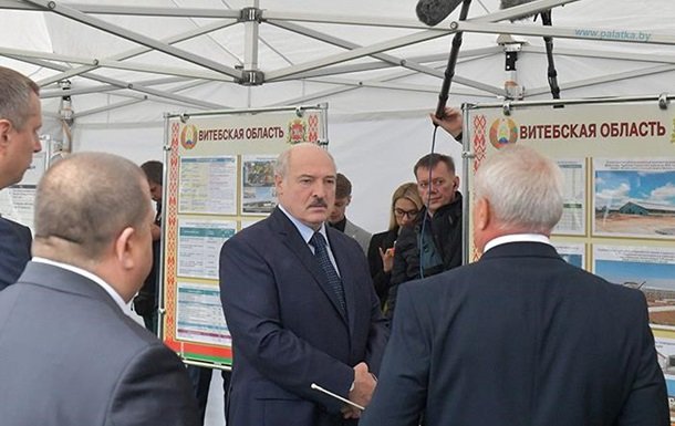 Лукашенко: "Вакханалия" в стране заканчивается