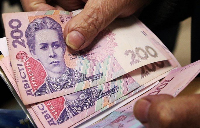 В Украине хотят установить ежемесячные доплаты пенсионерам: кто может на это рассчитывать