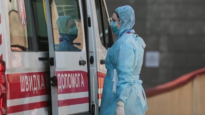 На Прикарпатье развернули "коронавирусные" больницы второй волны