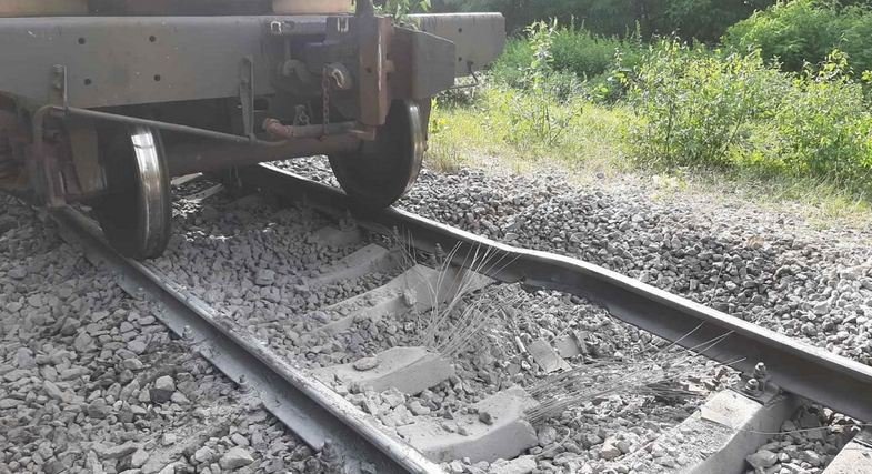 На Житомирщине пытались подорвать поезд с бензином: детали происшествия
